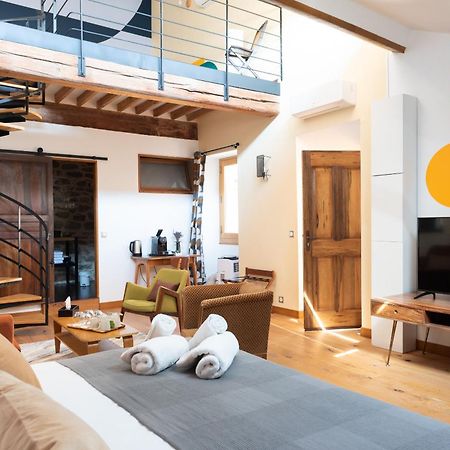 La Maison D'En Bas Des Seigneurs Cucuron Dış mekan fotoğraf
