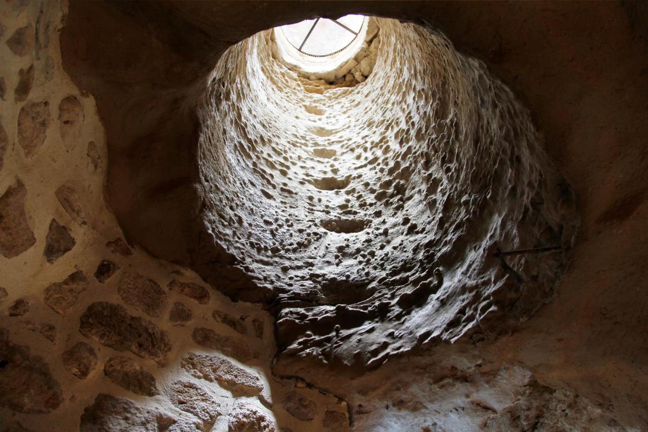 La Maison D'En Bas Des Seigneurs Cucuron Dış mekan fotoğraf